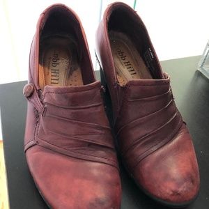 Cute Cobb Hill heels